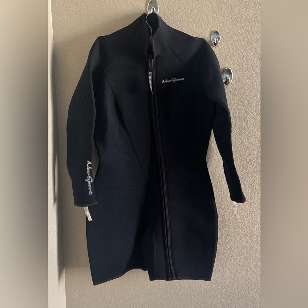 Neosport black wetsuit size L - Picture 9 of 9